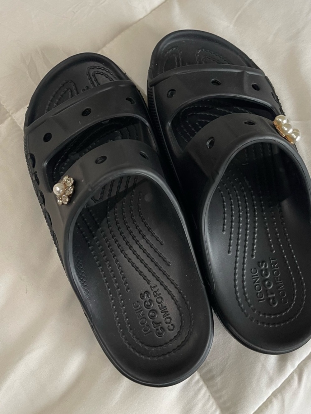 CROCS Black Slip-On Classic Clog new ,no tags